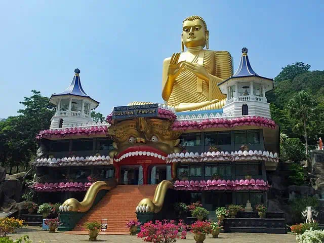 Discover the Wonders of Dambulla Cave Temple in Sri Lanka Dambulla Golden Temple