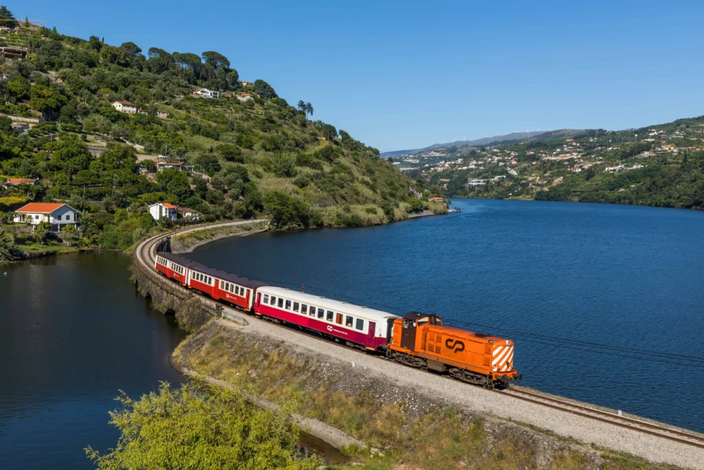 30 Best Train Journeys In The World Douro Line - Best Train Journeys In The World