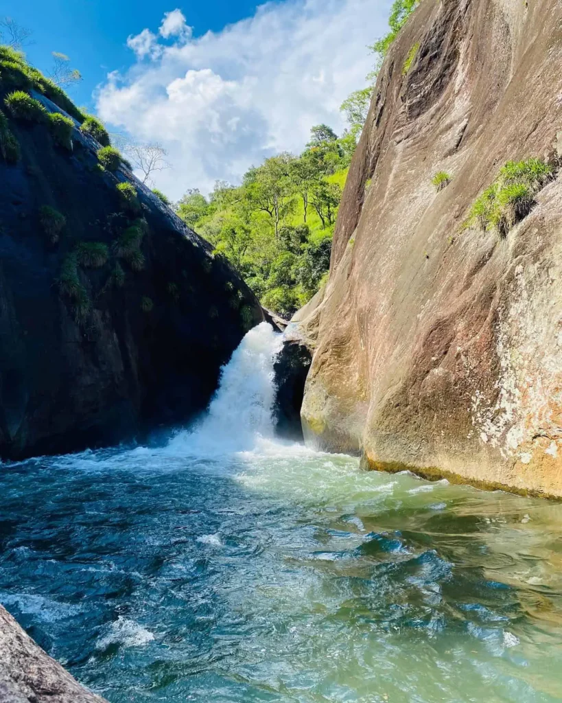 3 Best Road Trips In Sri Lanka Pahanthudawa Waterfall - 3 Best Road Trips In Sri Lanka